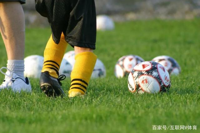 那不勒斯1因素致欧冠乏力 数据示巴萨全身而退